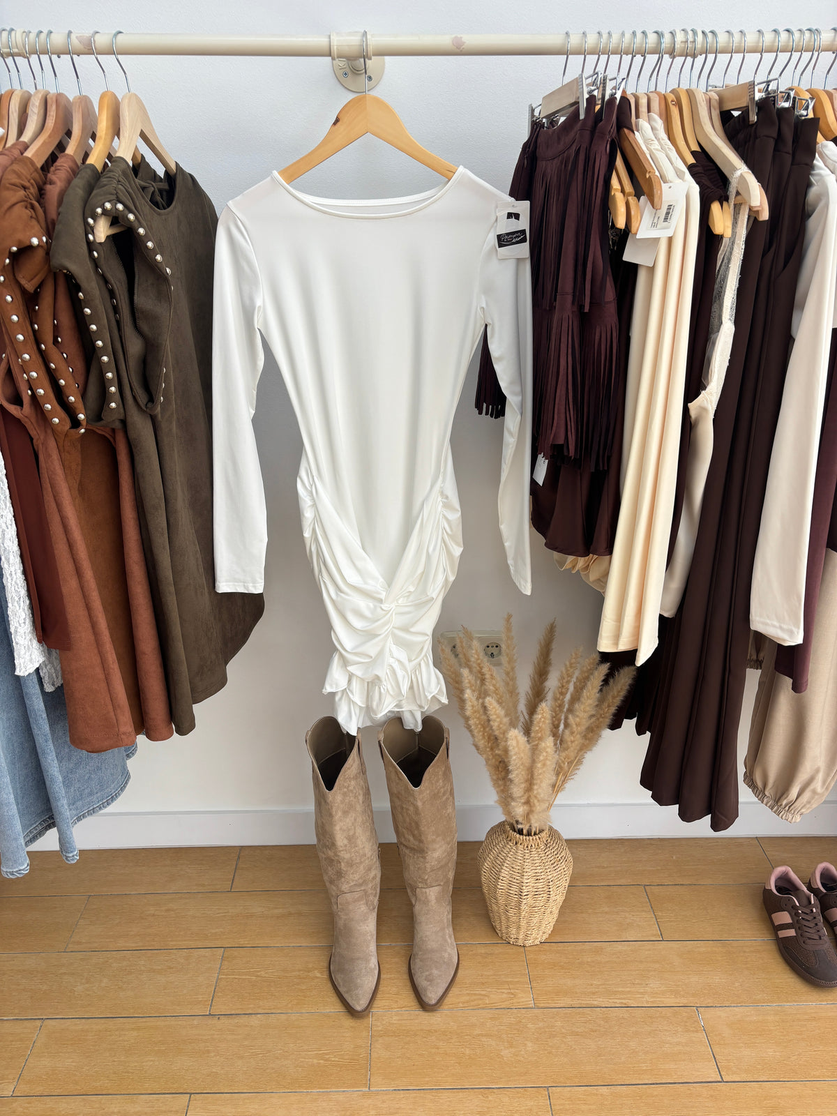 VESTIDO VOLANTES