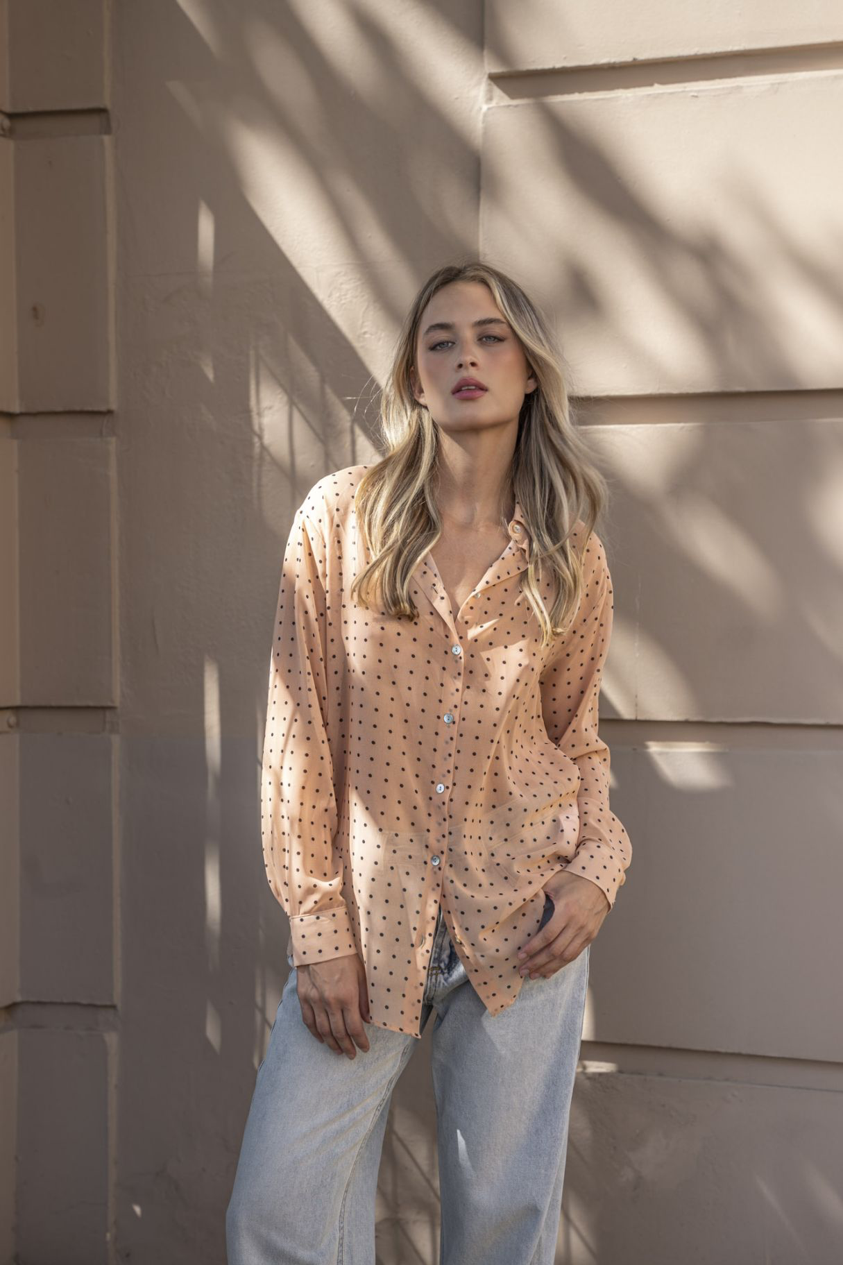 CAMISA SEMITRANSPARENTE