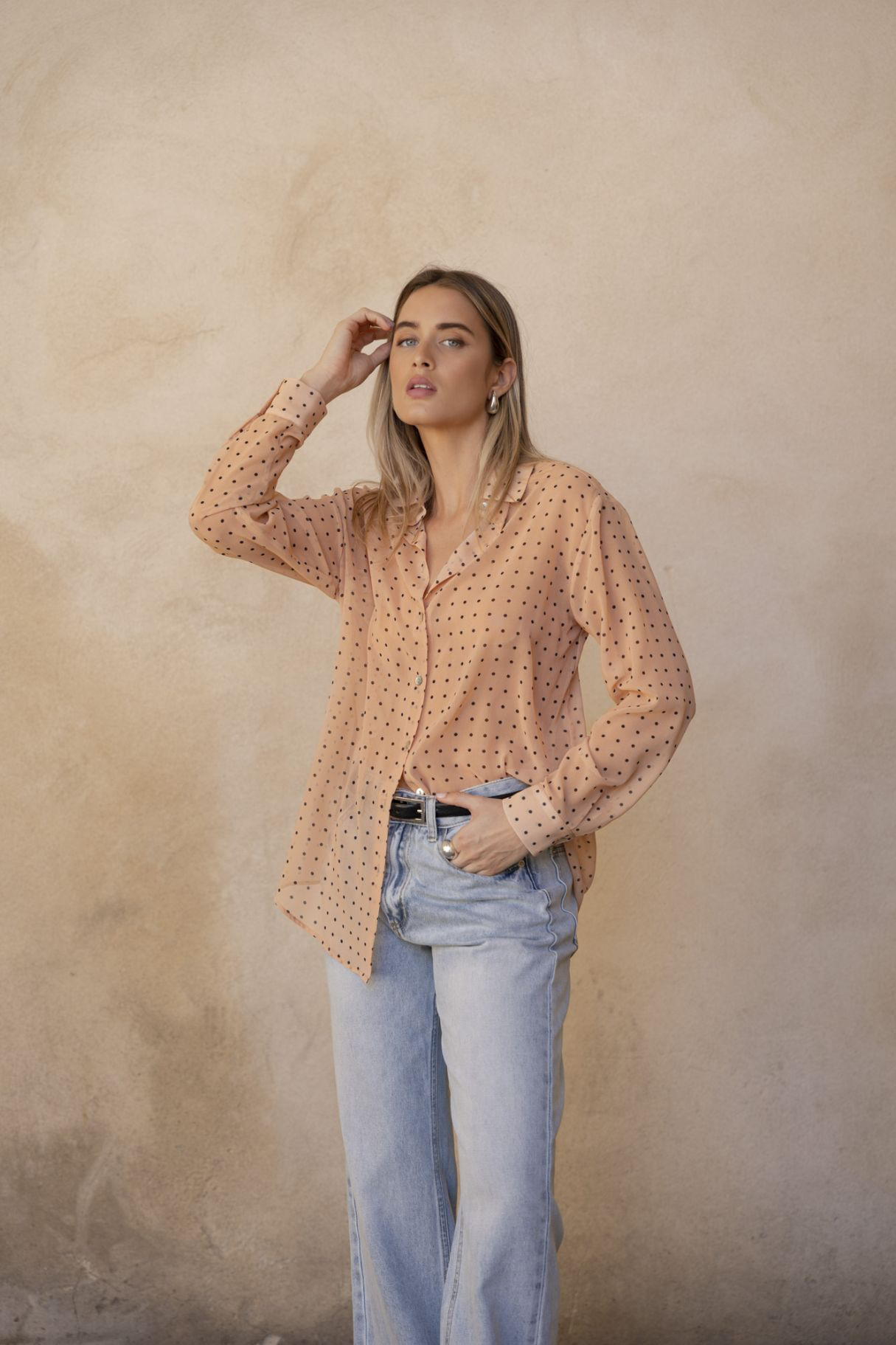 CAMISA SEMITRANSPARENTE