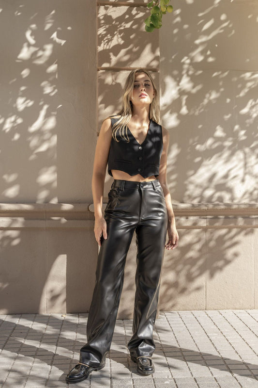 PANTALÓN EFECTO PIEL