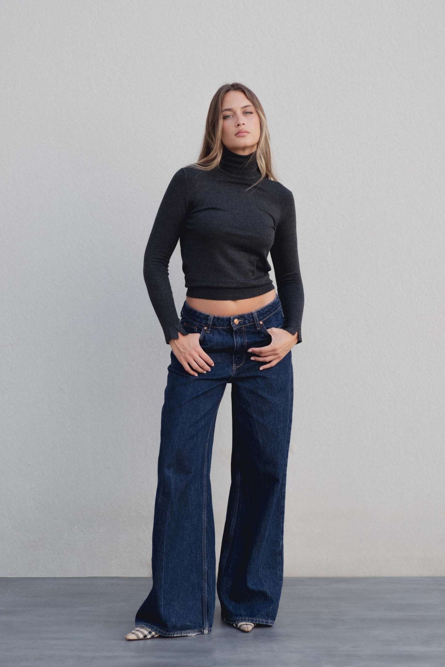 JERSEY BÁSICO PUNTO CUELLO ALTO