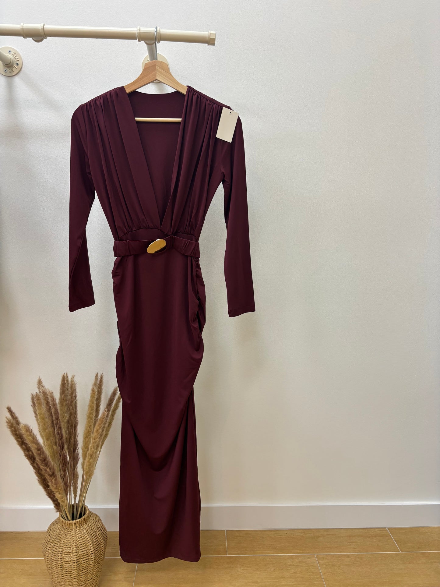VESTIDO APLIQUE DORADO