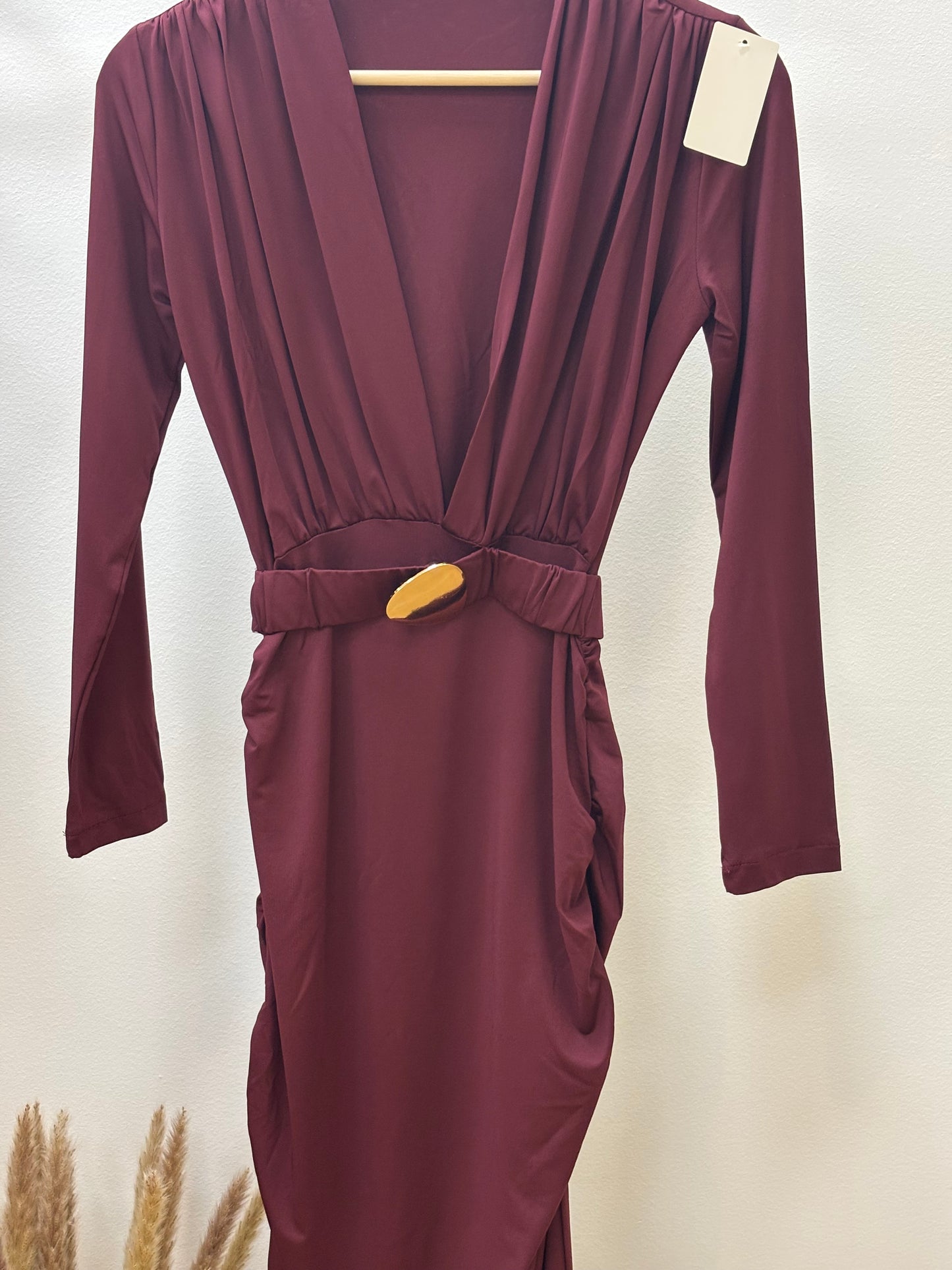 VESTIDO APLIQUE DORADO