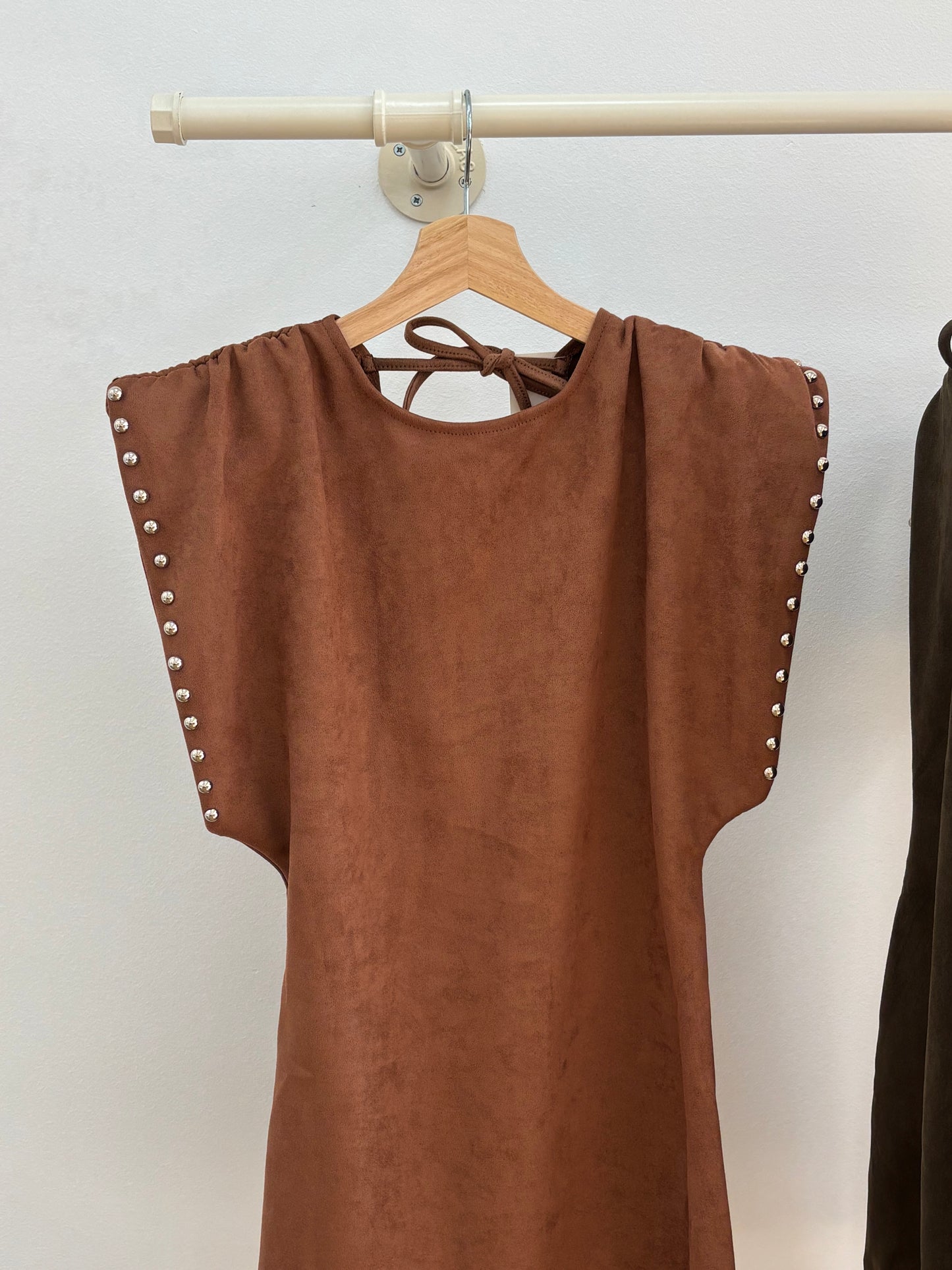 VESTIDO ANTE