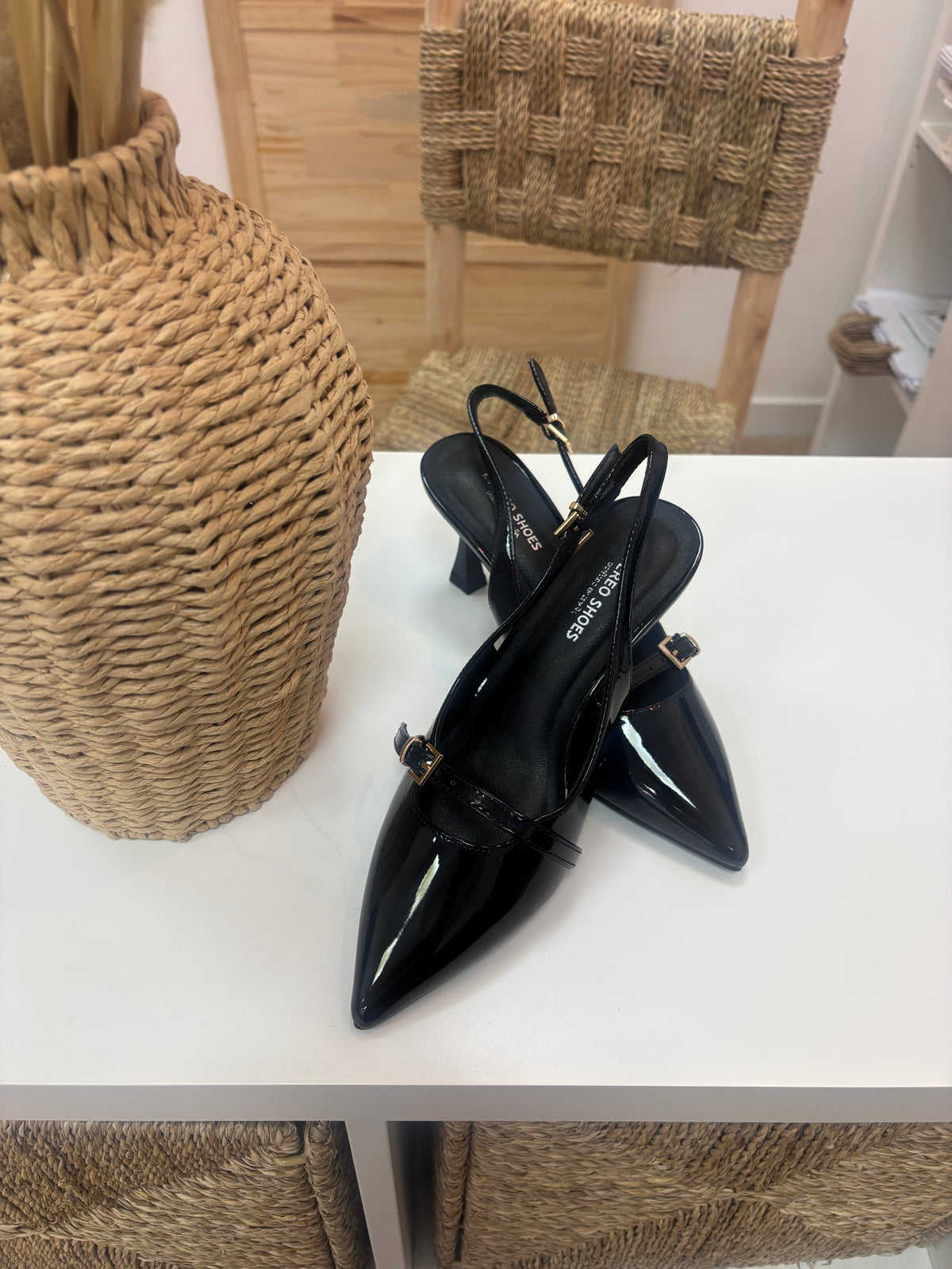 ZAPATOS HEBILLA